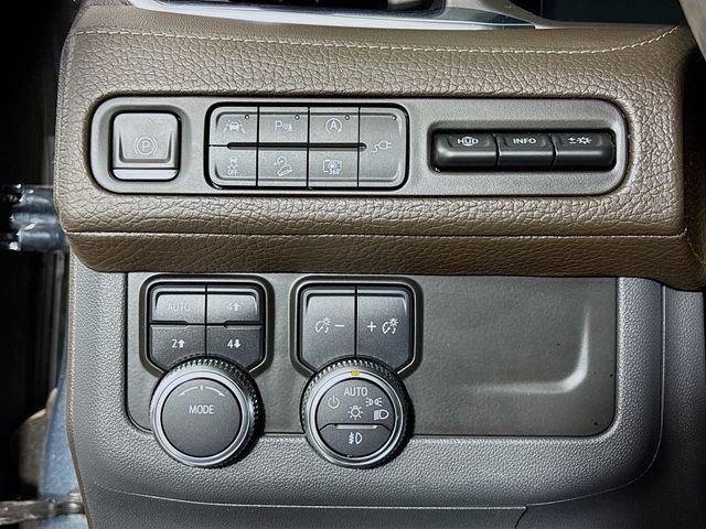 Used 2022 GMC Yukon XL Denali image 11