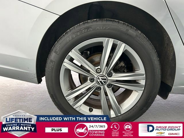 Used 2024 Volkswagen Jetta SE FWD image 9