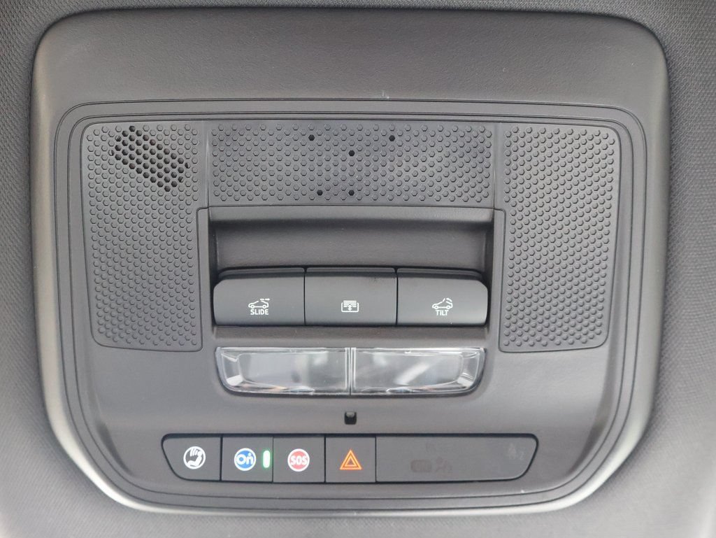 New 2026 Chevrolet Equinox EV LT w/ Convenience Package II FWD image 28