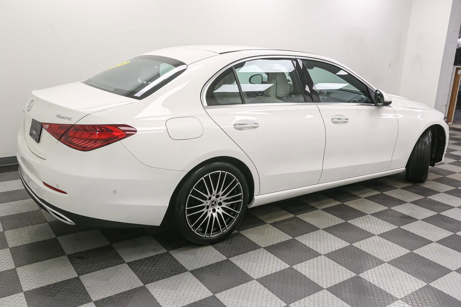 Used 2023 Mercedes-Benz C 300 4MATIC Sedan image 8