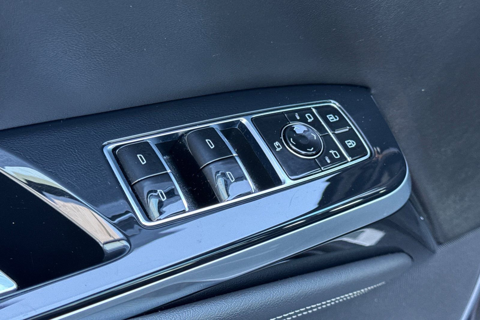 Certified 2025 Cadillac Escalade Sport w/ Touring Package image 12