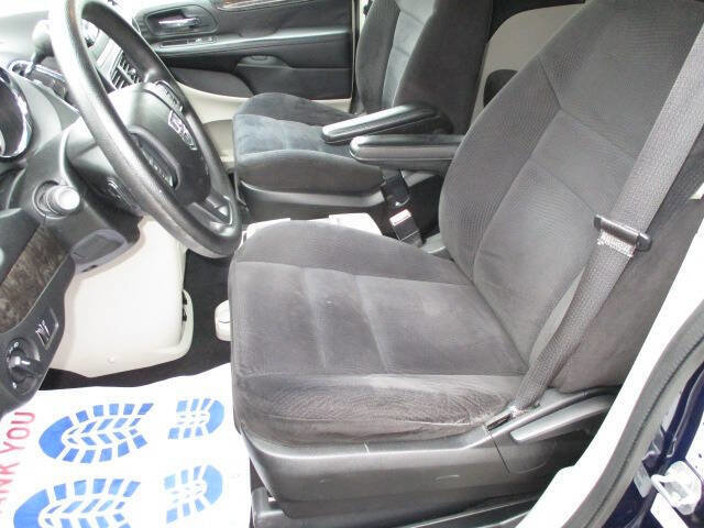 Used 2014 Dodge Grand Caravan SE w/ Quick Order Package 29E SE FWD image 26
