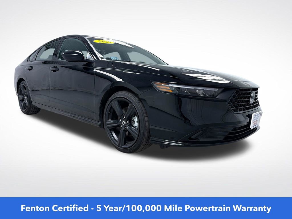 Used 2025 Honda Accord Sport image 1