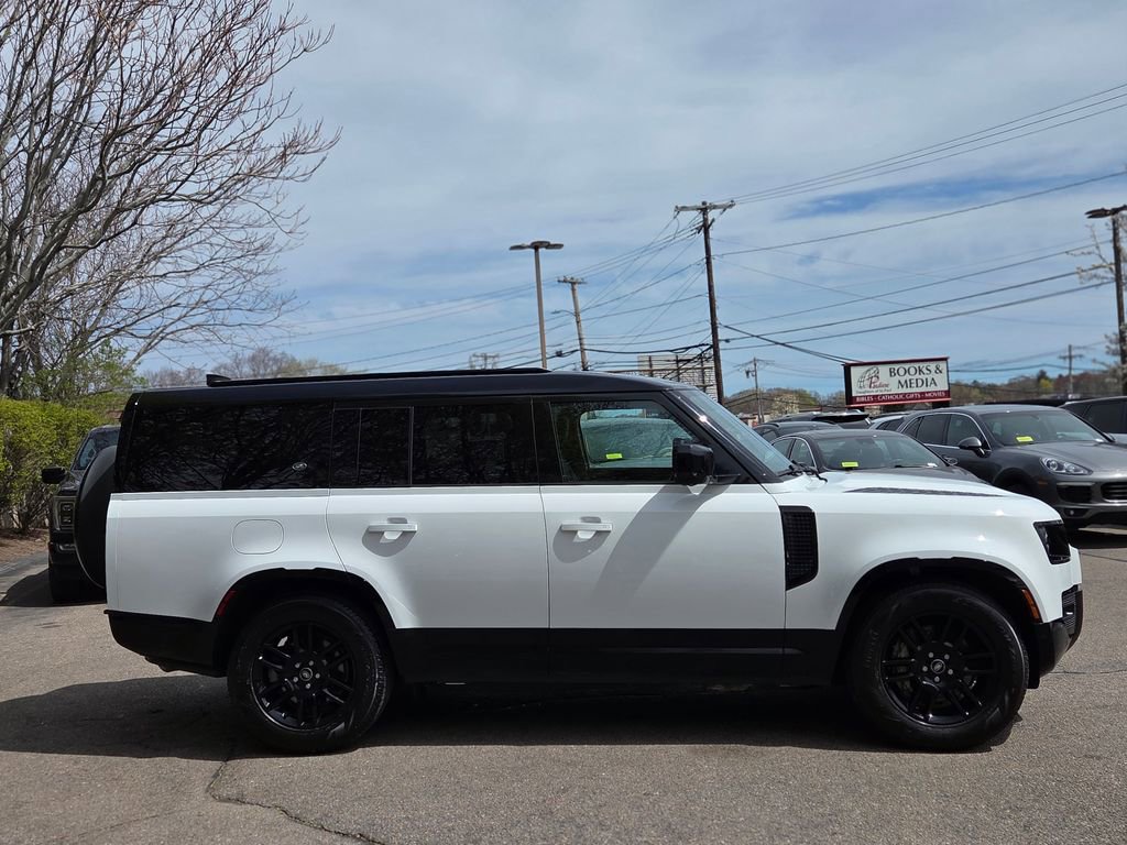 Used 2023 Land Rover Defender 130 X-Dynamic SE AWD/4WD image 7
