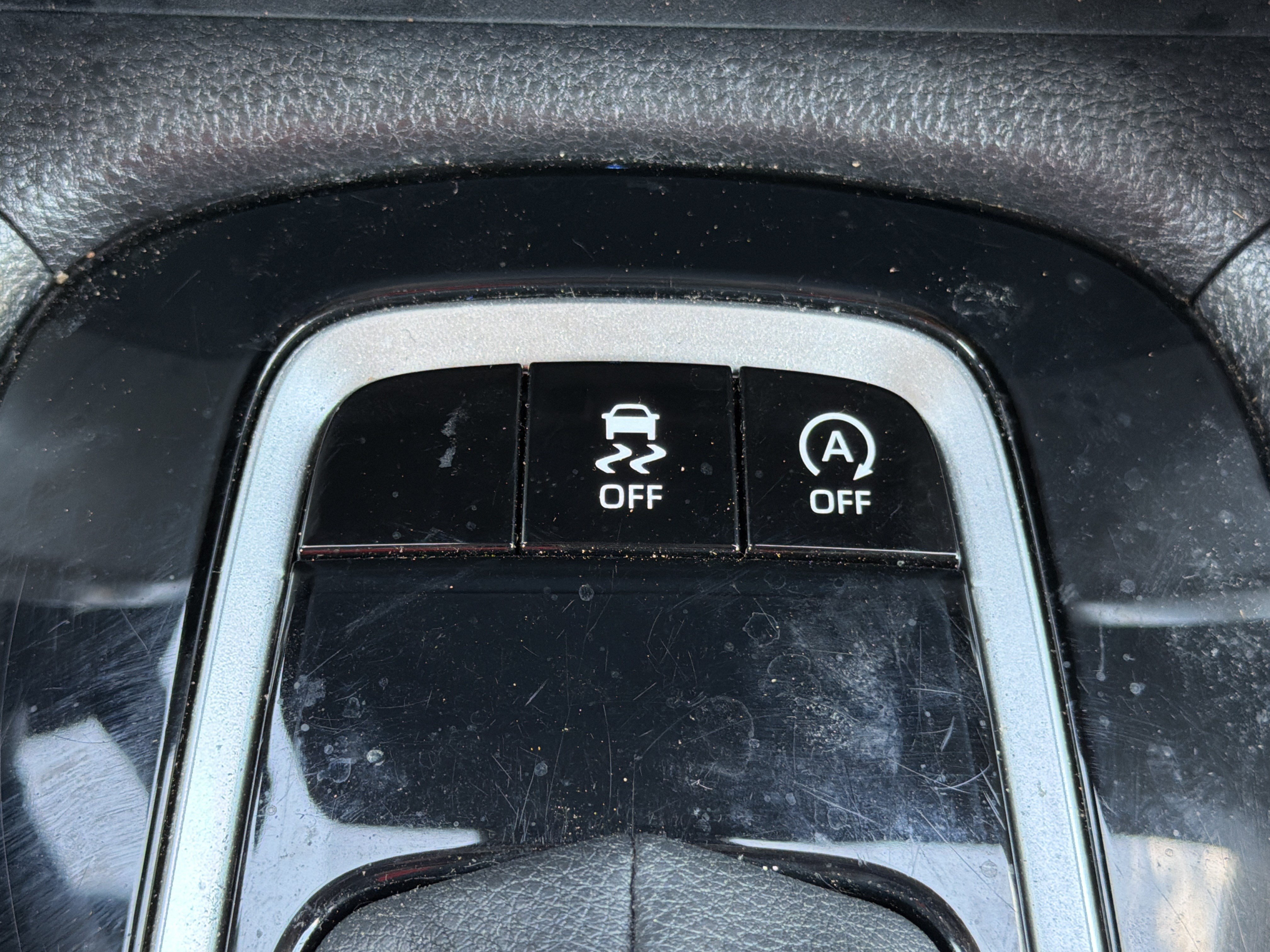 Used 2023 Toyota Corolla Cross XLE FWD image 9