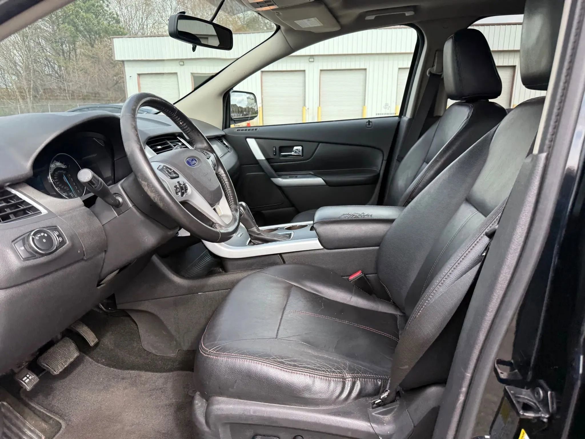 Used 2011 Ford Edge SEL w/ 202A Rapid Spec Order Code image 2