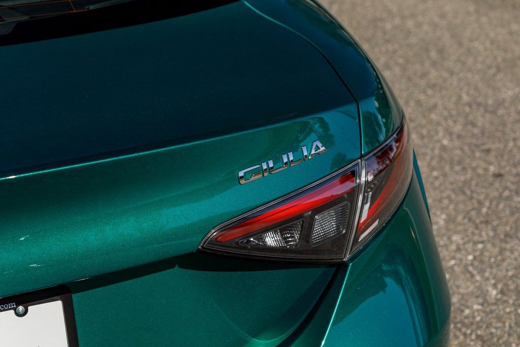 New 2025 Alfa Romeo Giulia w/ Veloce Package Rwd image 10