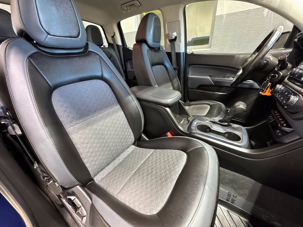 Used 2019 Chevrolet Colorado Z71 AWD/4WD image 30