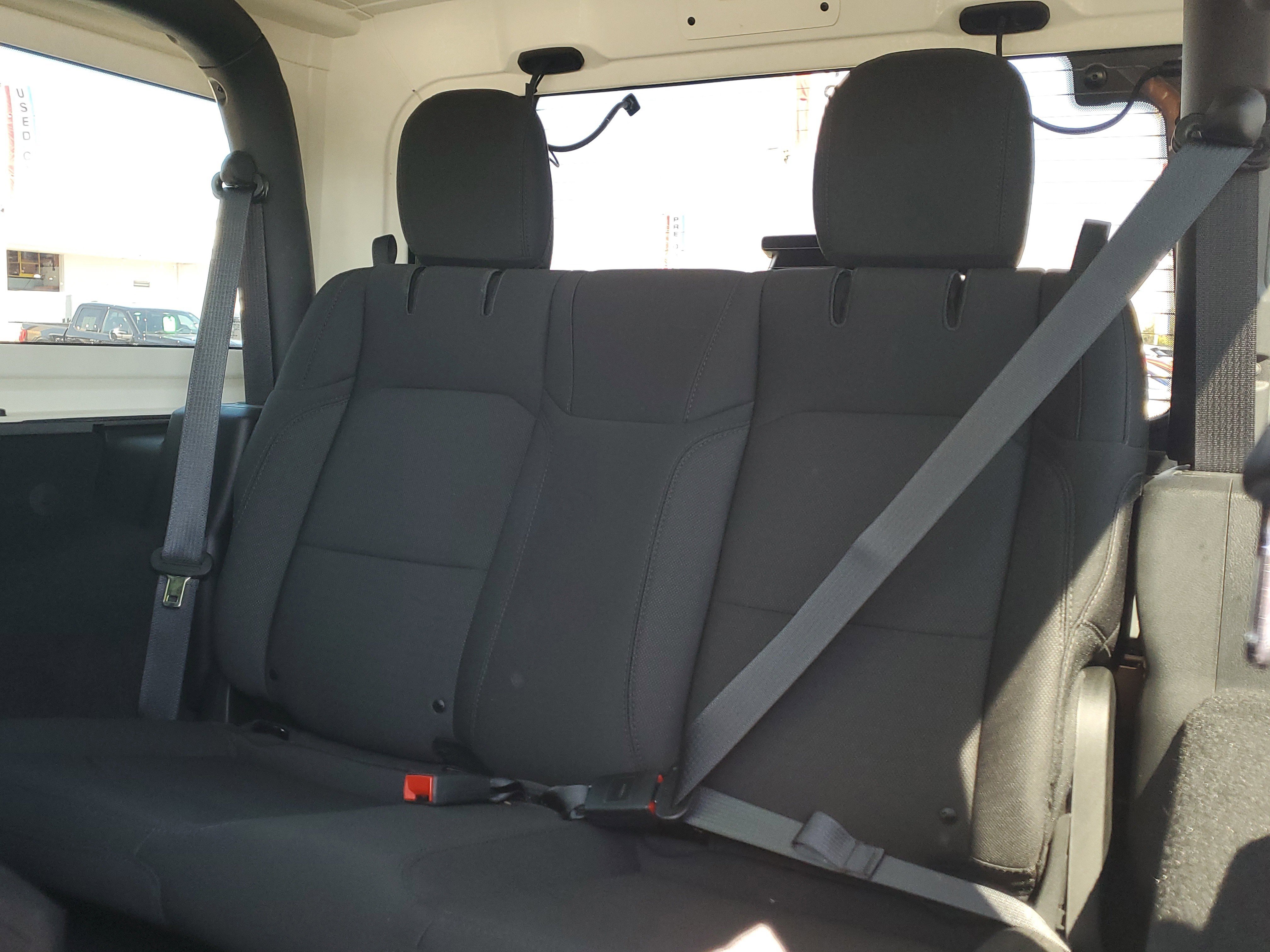 Used 2022 Jeep Wrangler Sport image 11