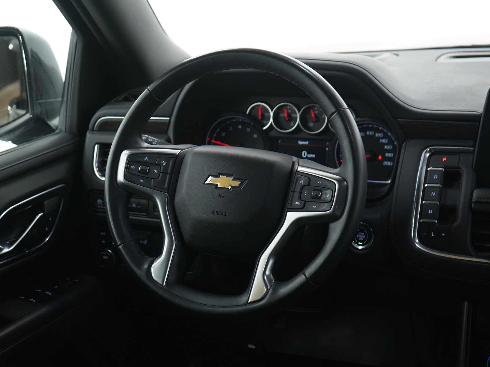 Used 2023 Chevrolet Suburban LS image 15