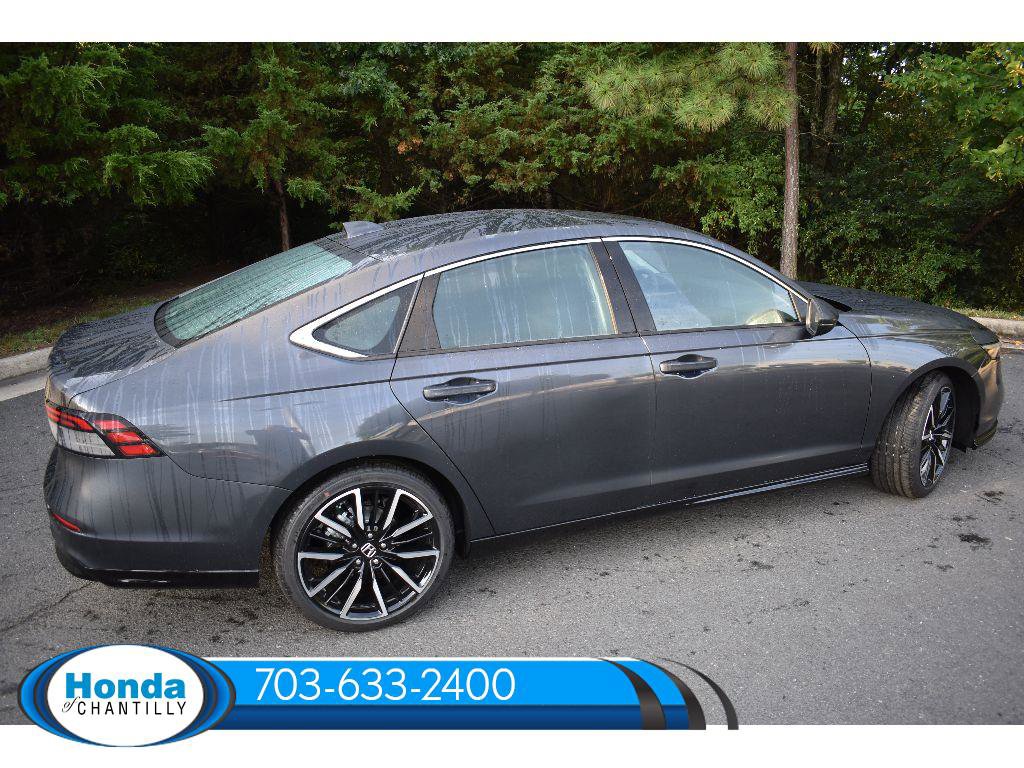 New 2025 Honda Accord Hybrid Touring image 11