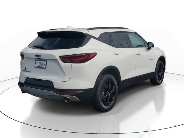 Certified 2024 Chevrolet Blazer LT w/ Midnight/Sport Edition AWD/4WD image 4