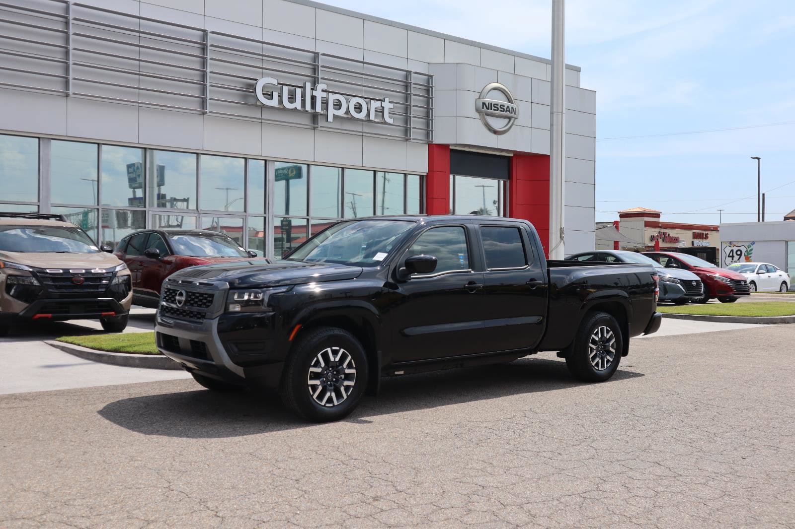 Used 2026 Nissan Frontier SV w/ SV Convenience Package RWD image 2