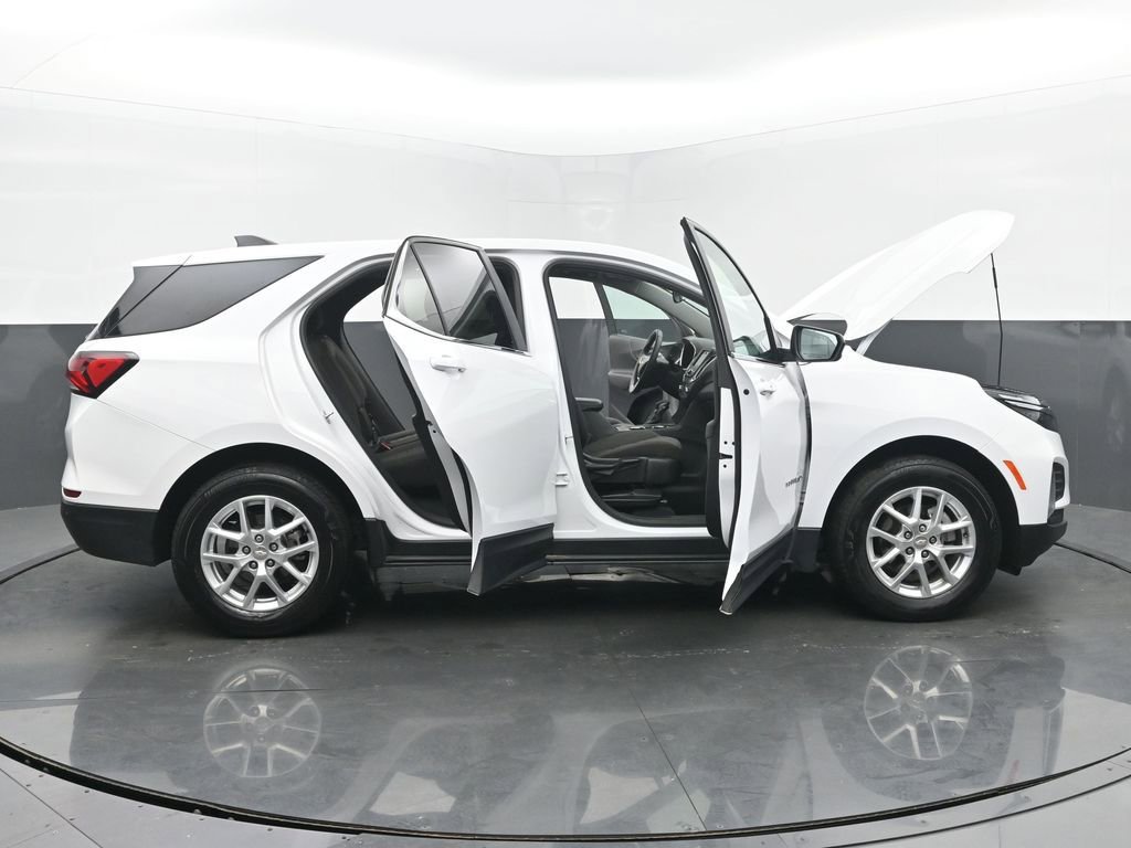 Used 2024 Chevrolet Equinox LT image 57