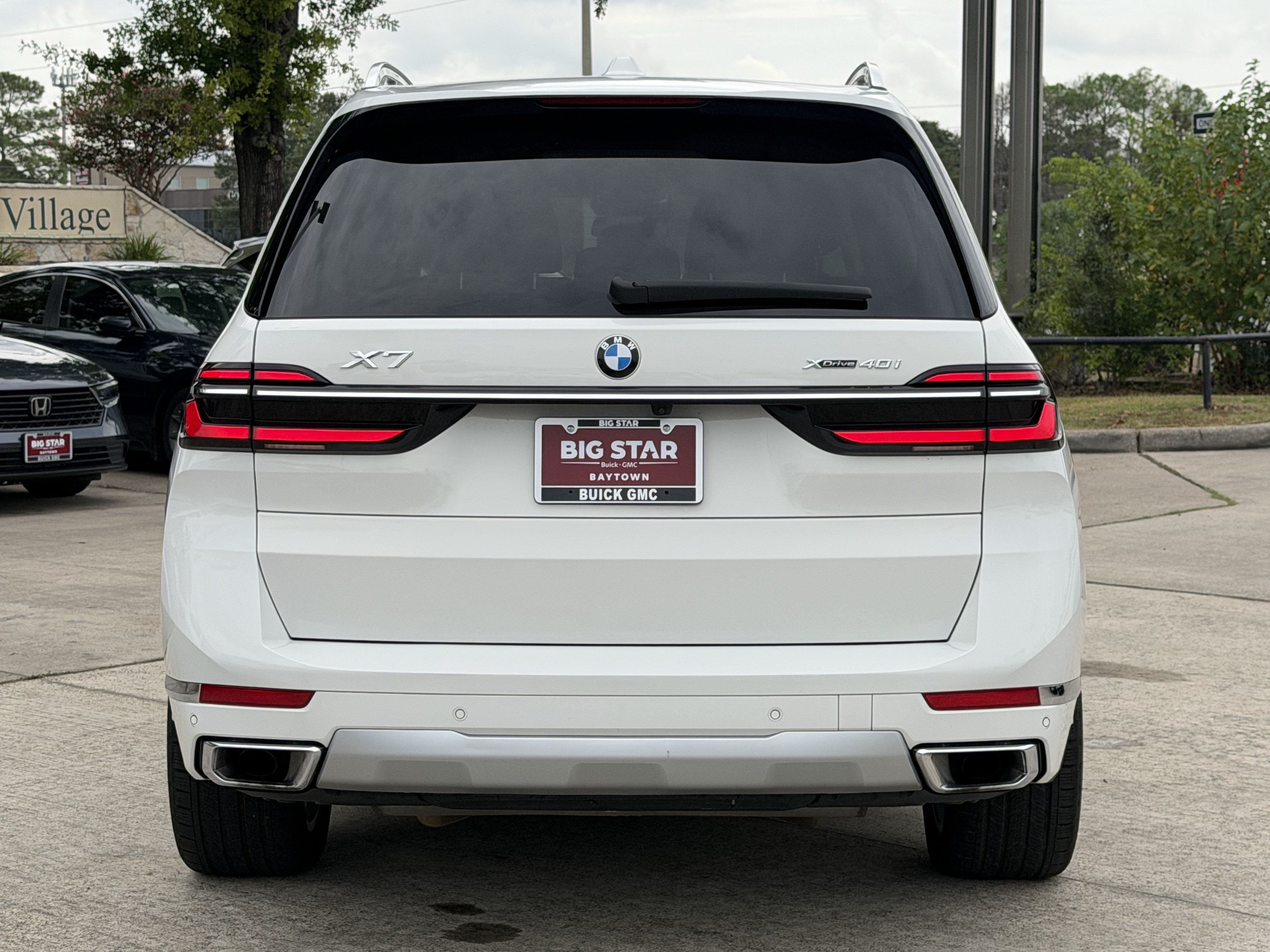 Used 2024 BMW X7 xDrive40i AWD/4WD image 7
