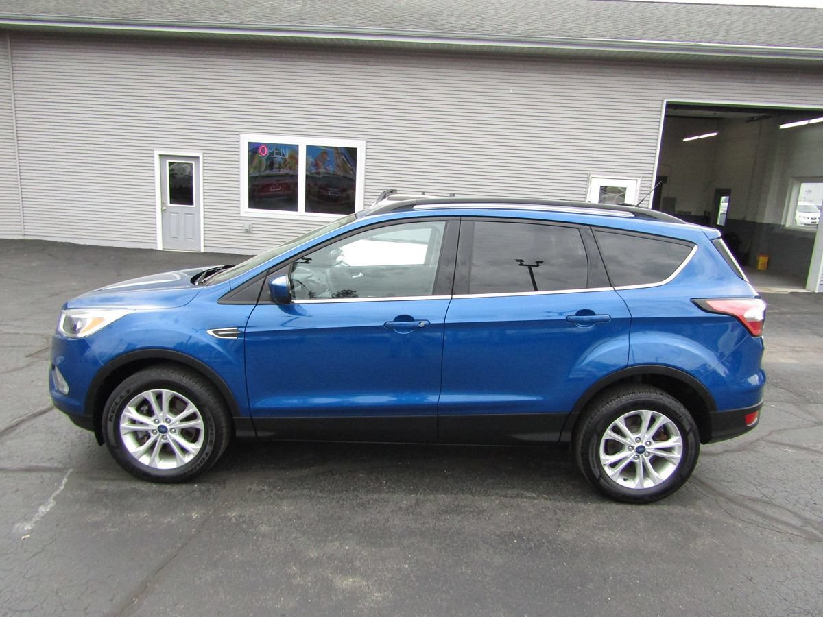 Used 2018 Ford Escape SE AWD/4WD image 2