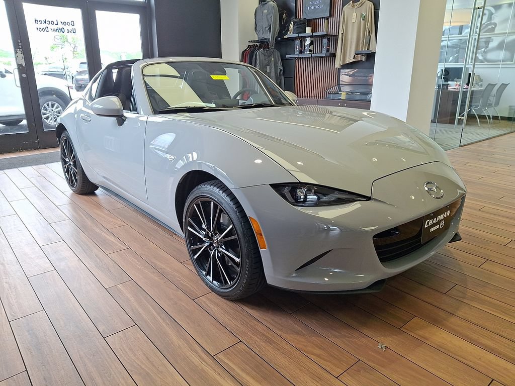 New 2026 MAZDA MX-5 Miata RF Grand Touring w/ Weather Package RWD image 3