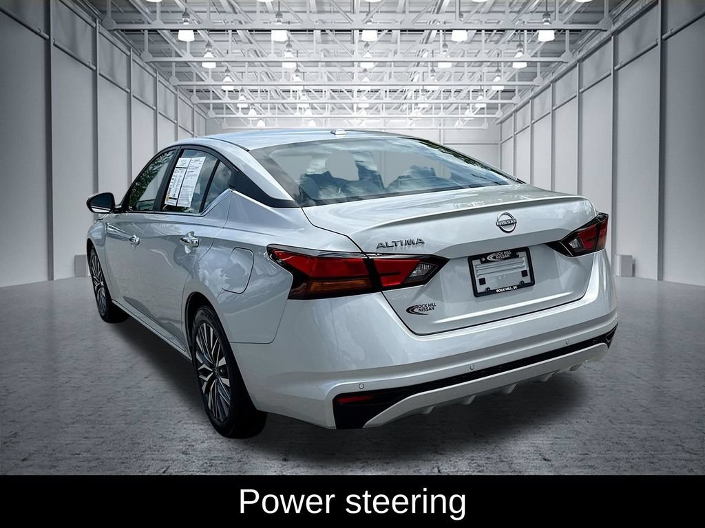 Certified 2025 Nissan Altima 2.5 SV FWD image 5