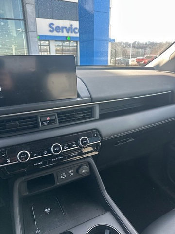 Used 2023 Honda Pilot EX-L image 18