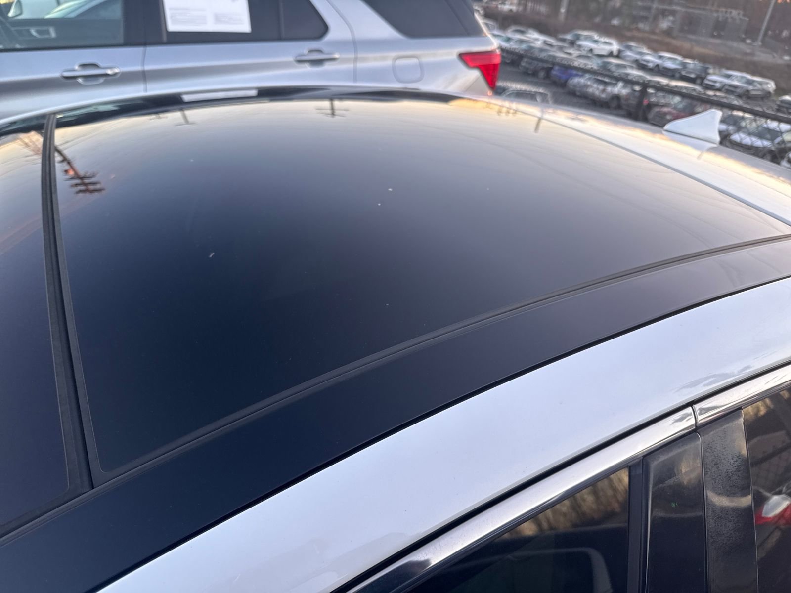 Used 2019 Genesis G70 3.3T Advanced w/ Elite Package image 11