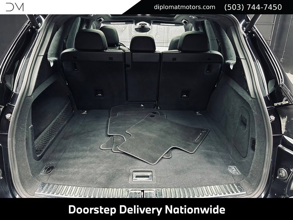 Used 2015 Porsche Cayenne Turbo AWD/4WD image 49