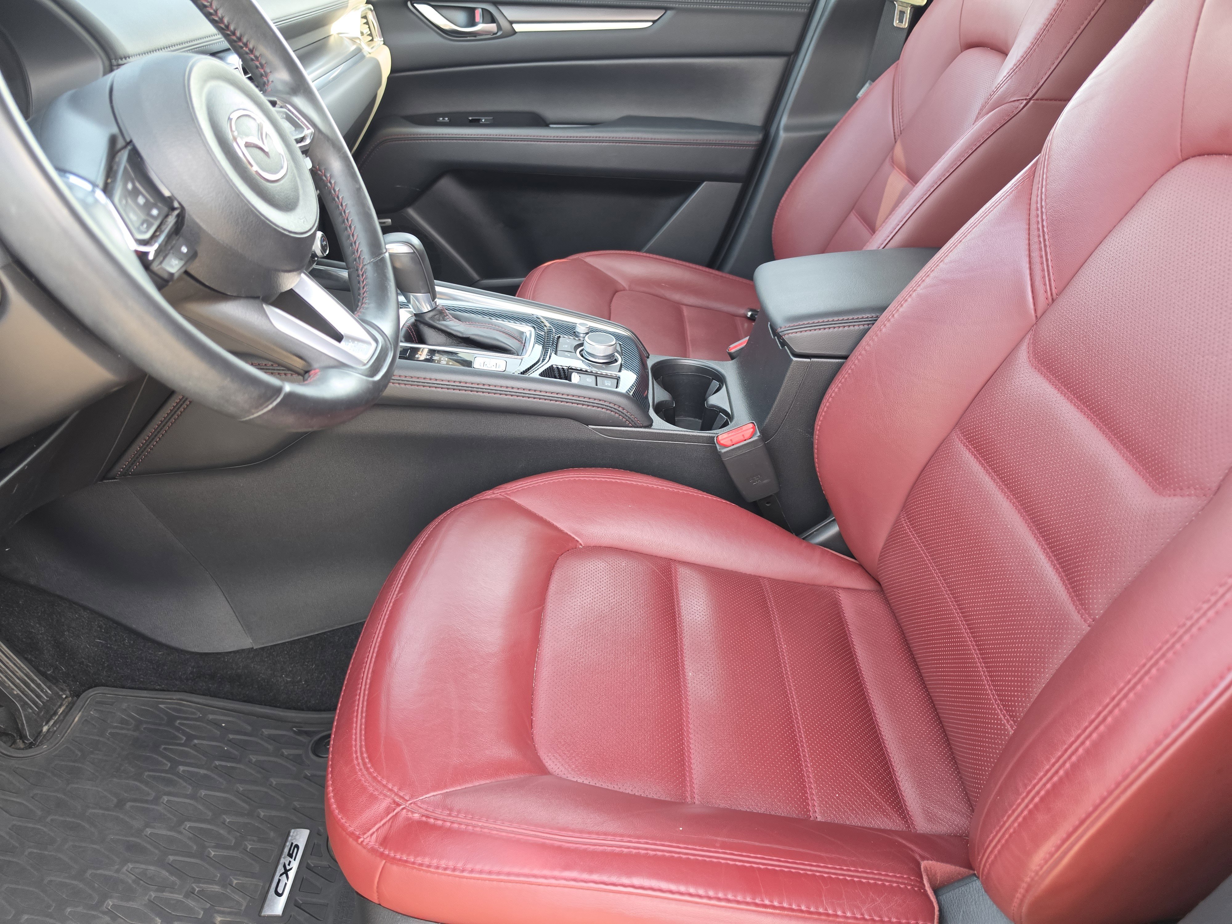 Used 2021 MAZDA CX-5 Carbon Edition image 9