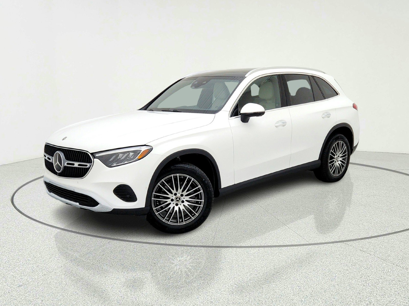 Certified 2026 Mercedes-Benz GLC 300 image 1