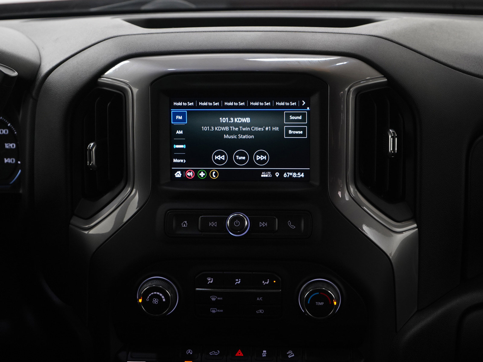 Used 2022 Chevrolet Silverado 1500 Custom Trail Boss AWD/4WD image 16