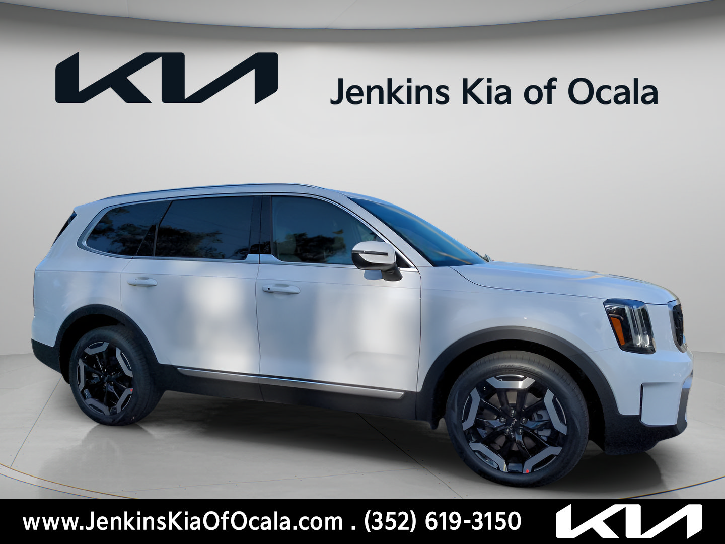 Certified 2023 Kia Telluride EX w/ EX Captain's Chair Package