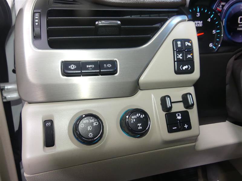 Used 2017 GMC Yukon Denali AWD/4WD image 30