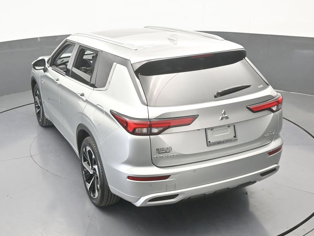New 2025 Mitsubishi Outlander SEL image 59