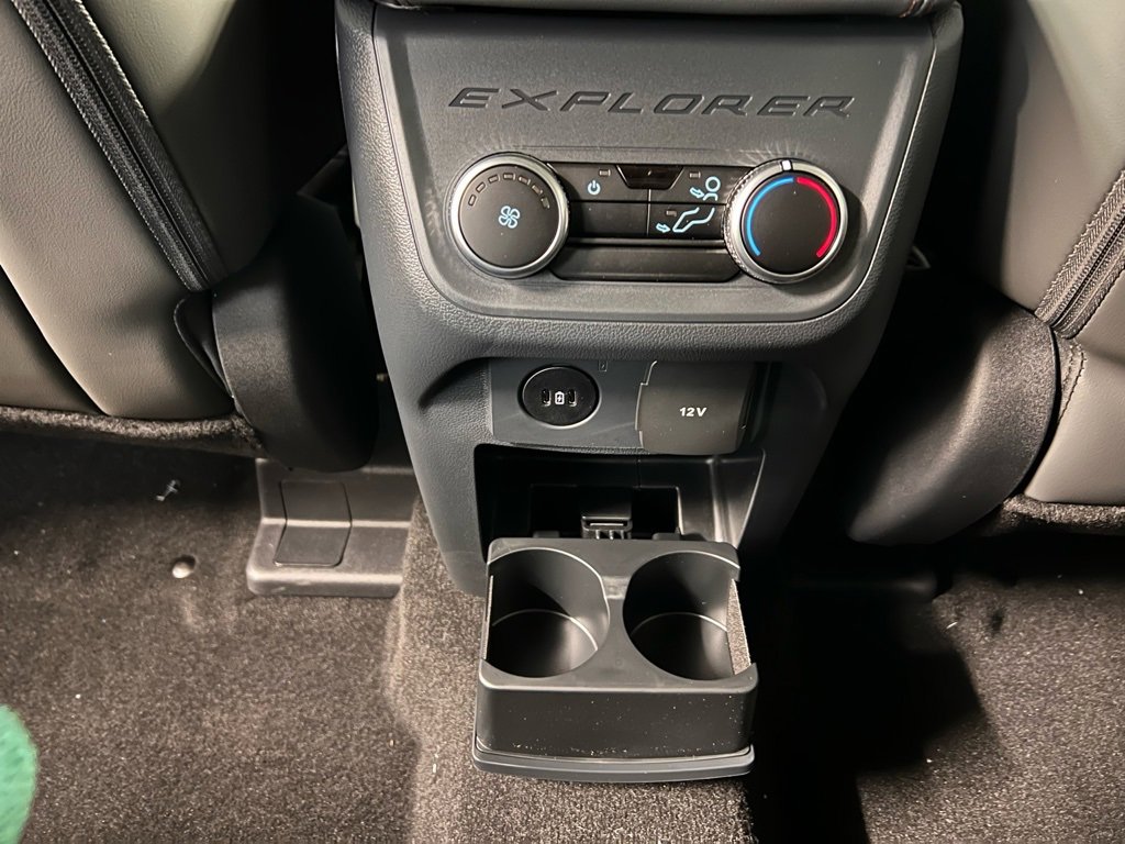 New 2026 Ford Explorer Active image 30
