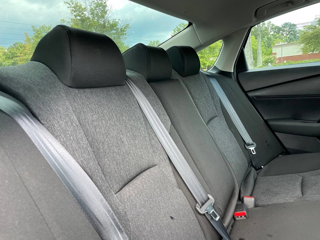 Certified 2025 Honda Accord SE image 32