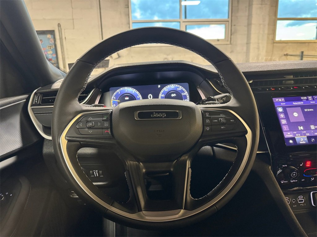 New 2025 Jeep Grand Cherokee Laredo X image 15