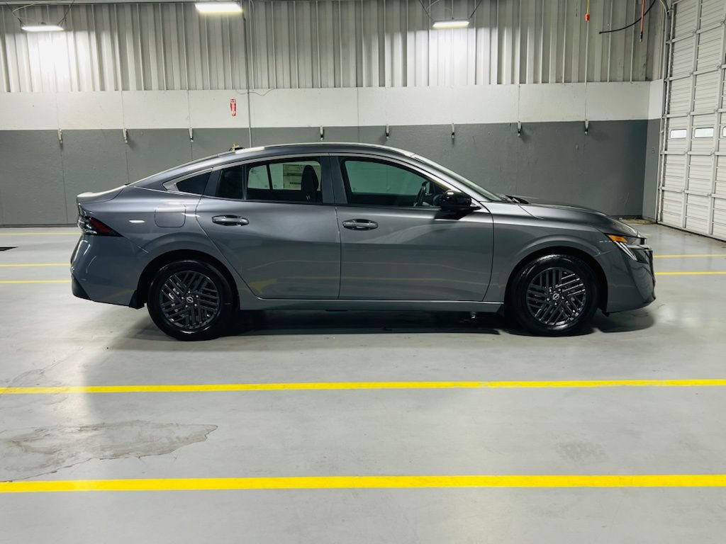 New 2027 Nissan Sentra SV FWD image 16