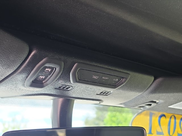 Used 2021 Jeep Wrangler Unlimited Rubicon AWD/4WD image 29