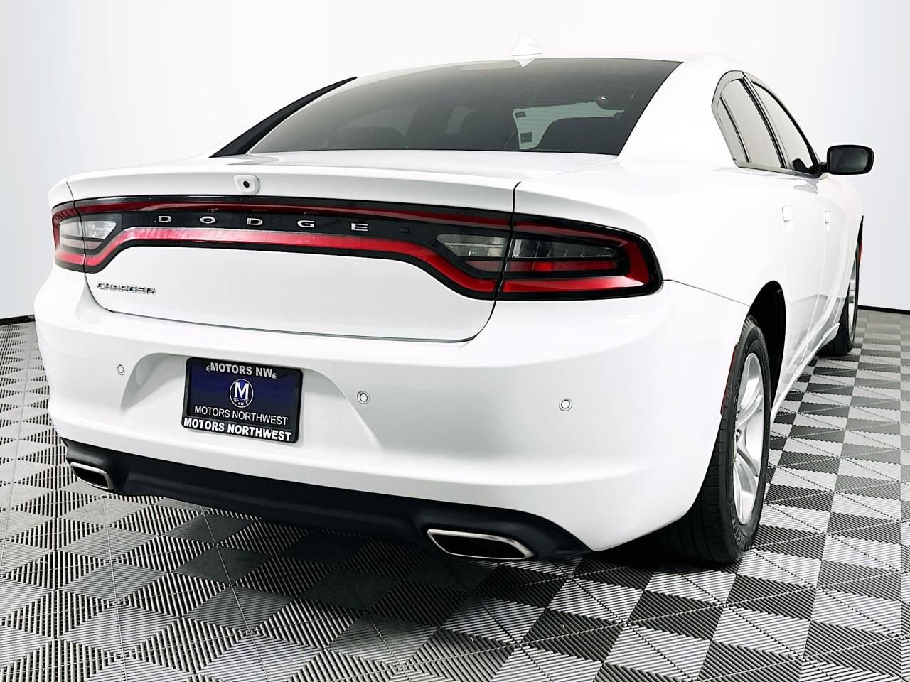 Used 2023 Dodge Charger SXT w/ Cold Weather Package RWD image 24