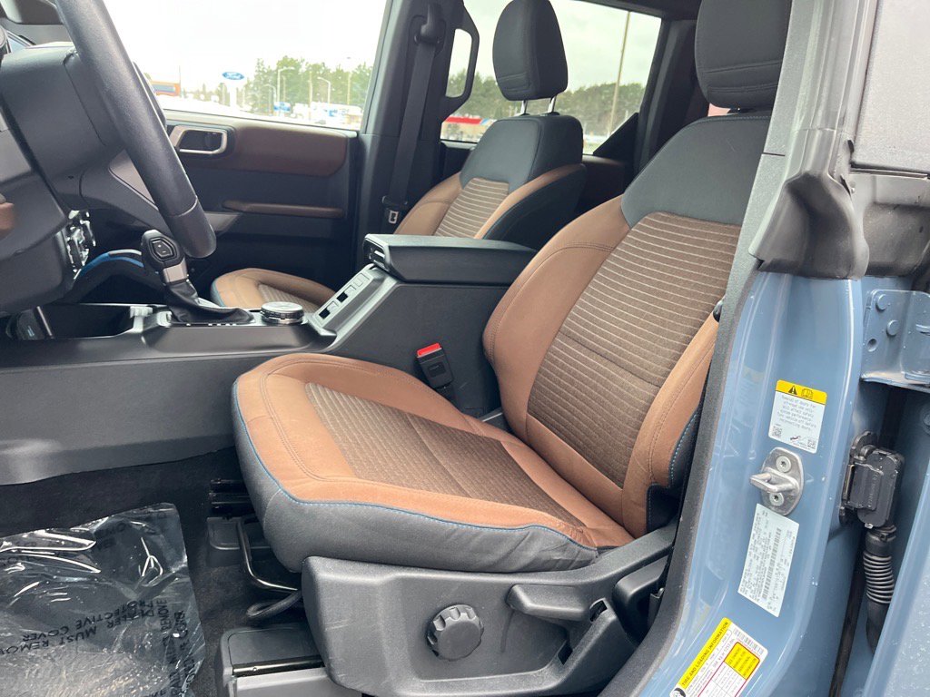 Used 2023 Ford Bronco Outer Banks image 14