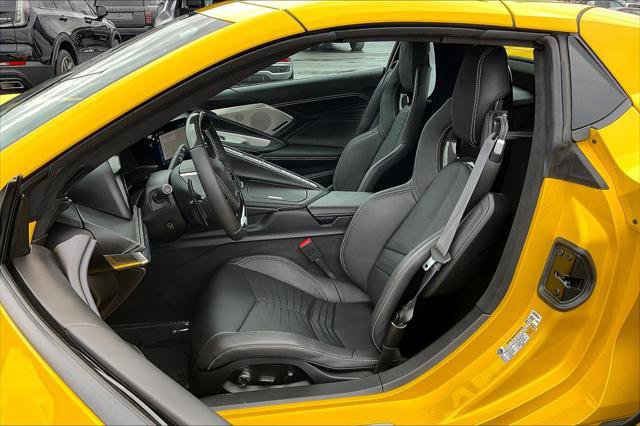 Used 2025 Chevrolet Corvette Z06 w/ Z07 Performance Package image 18