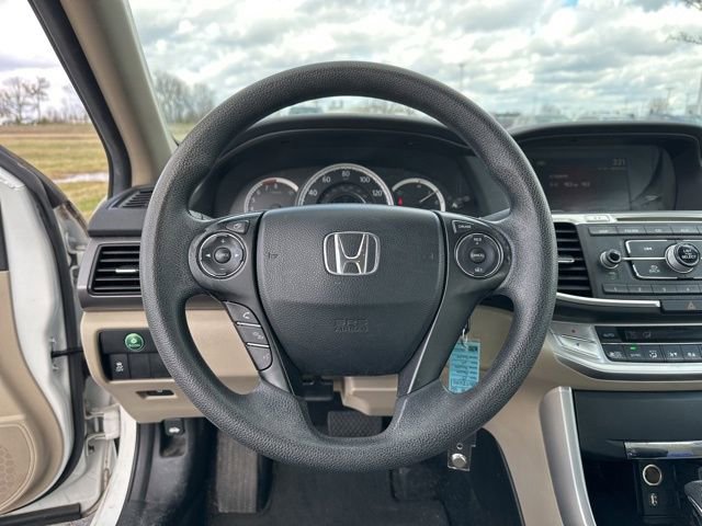 Used 2015 Honda Accord LX image 19
