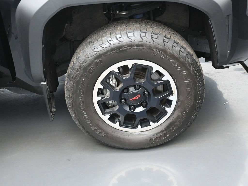 Certified 2024 Toyota Tacoma TRD Off-Road w/ TRD Off Road Premium Package AWD/4WD image 41