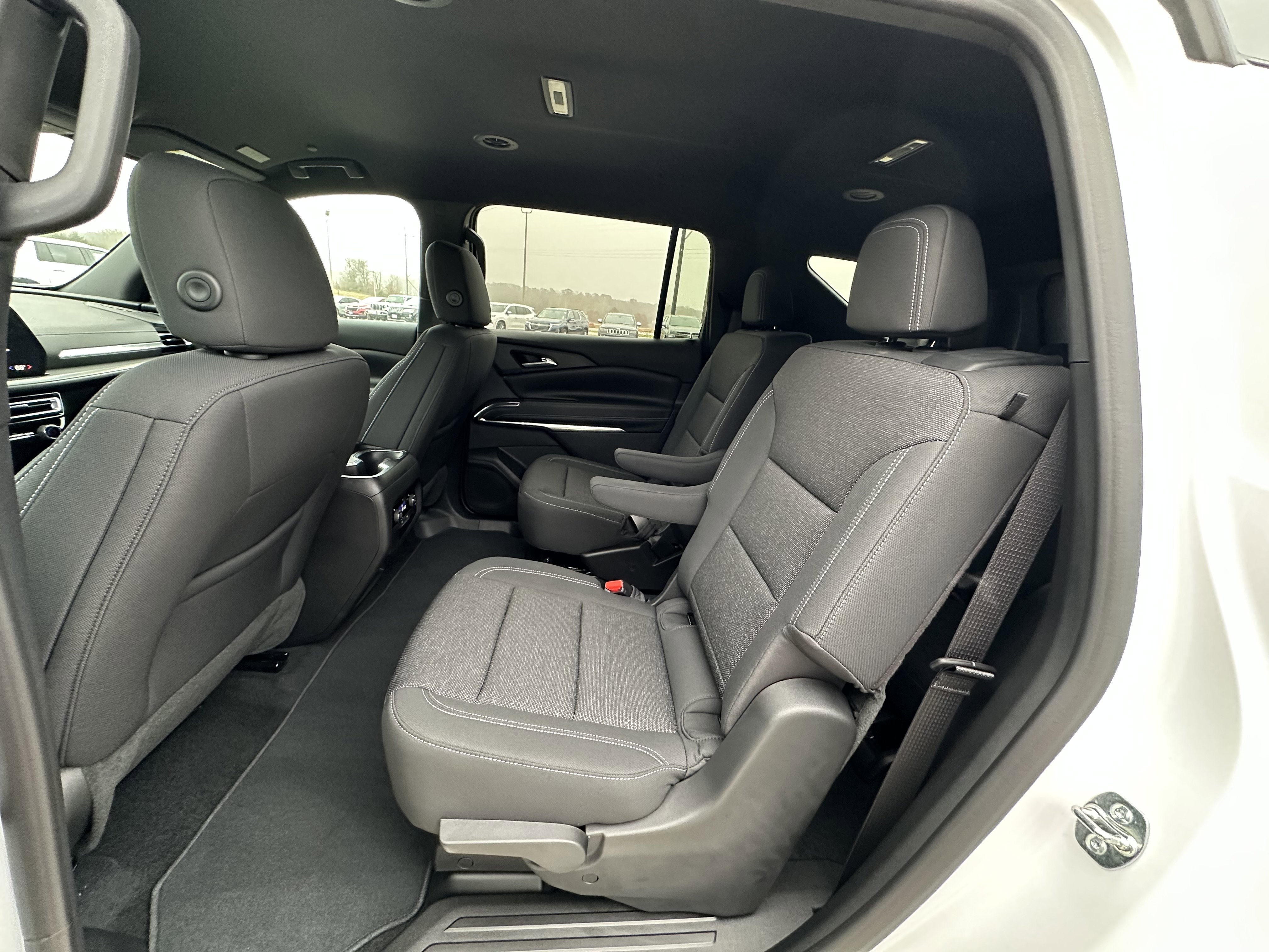 New 2026 Chevrolet Traverse LT w/ Driver Confidence Package image 24