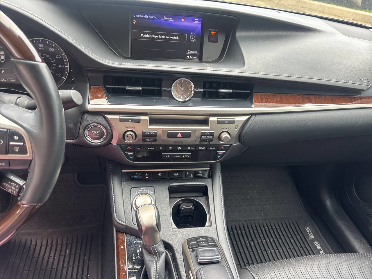 Used 2018 Lexus ES 350 w/ Ultra Luxury Package image 11