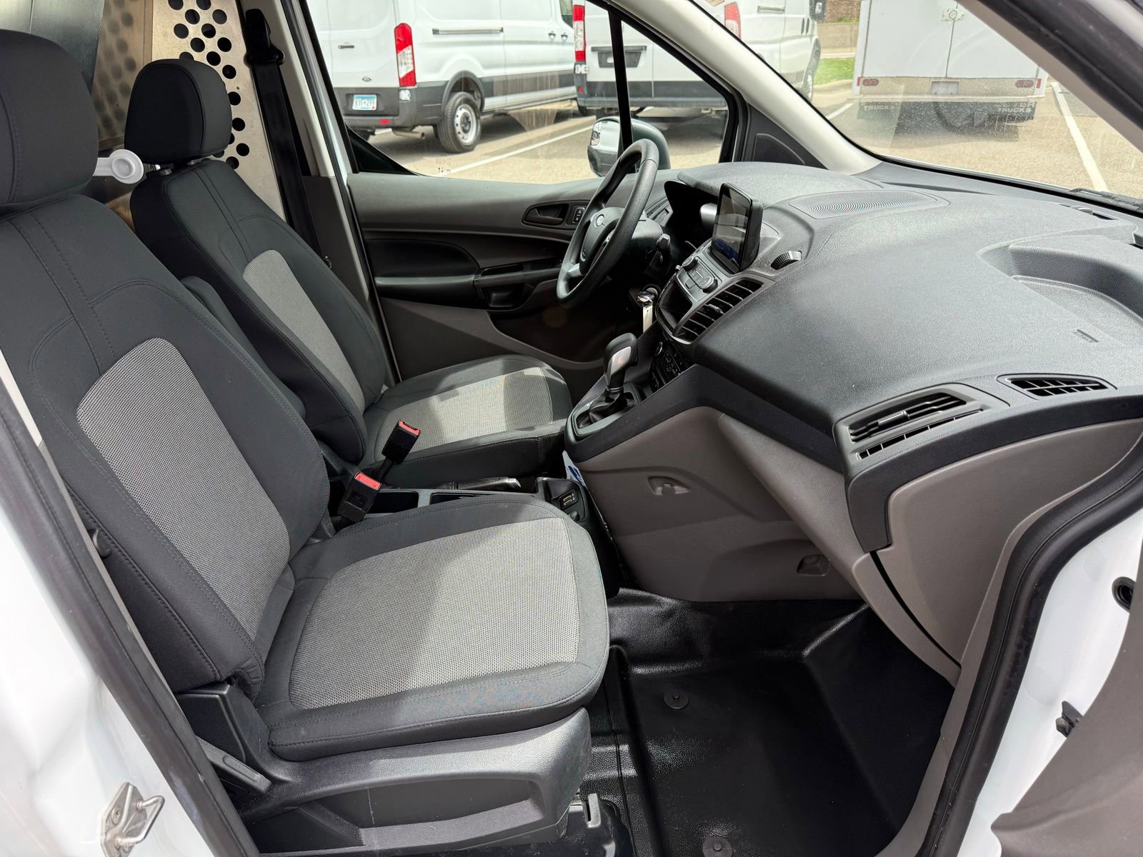 Used 2021 Ford Transit Connect XL FWD image 7