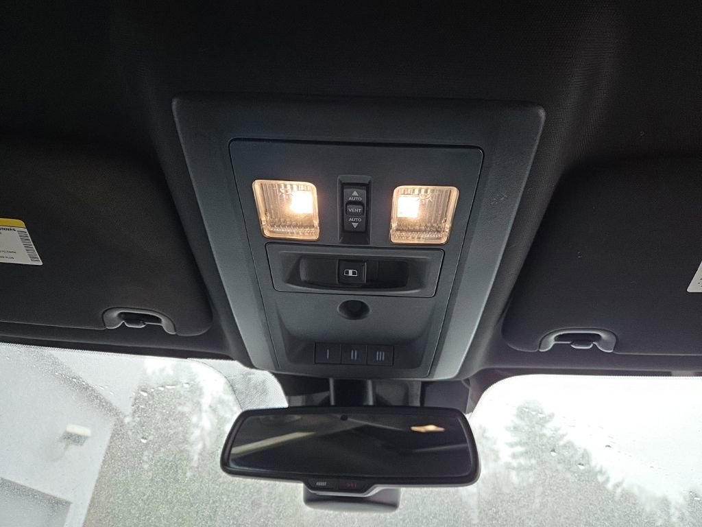 Used 2017 RAM 1500 Limited image 47