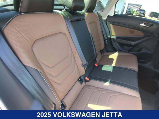 Certified 2025 Volkswagen Jetta SEL FWD image 21