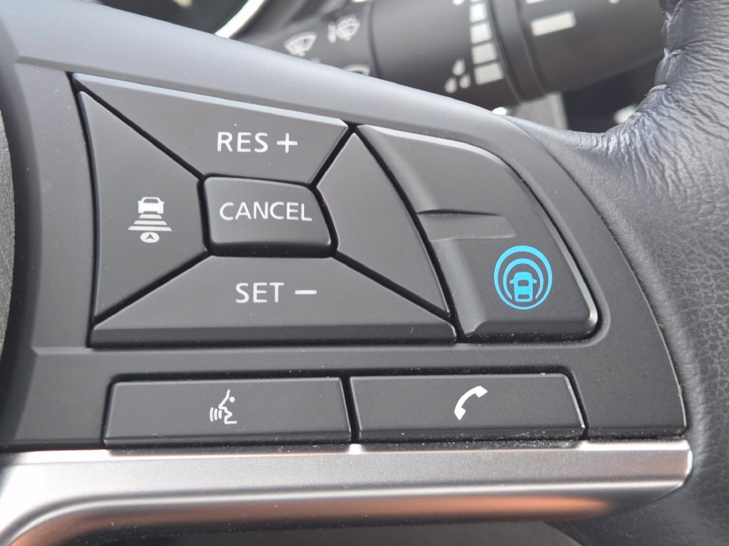 Used 2019 Nissan Rogue Sport SL w/ Premium Package AWD/4WD image 16
