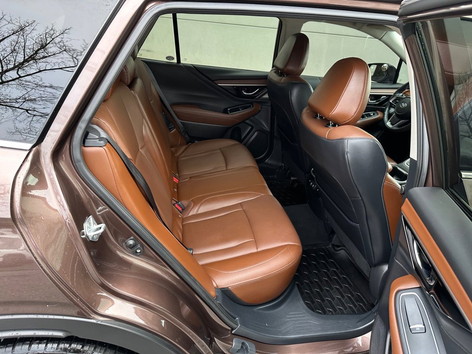 Used 2022 Subaru Outback Touring XT image 33