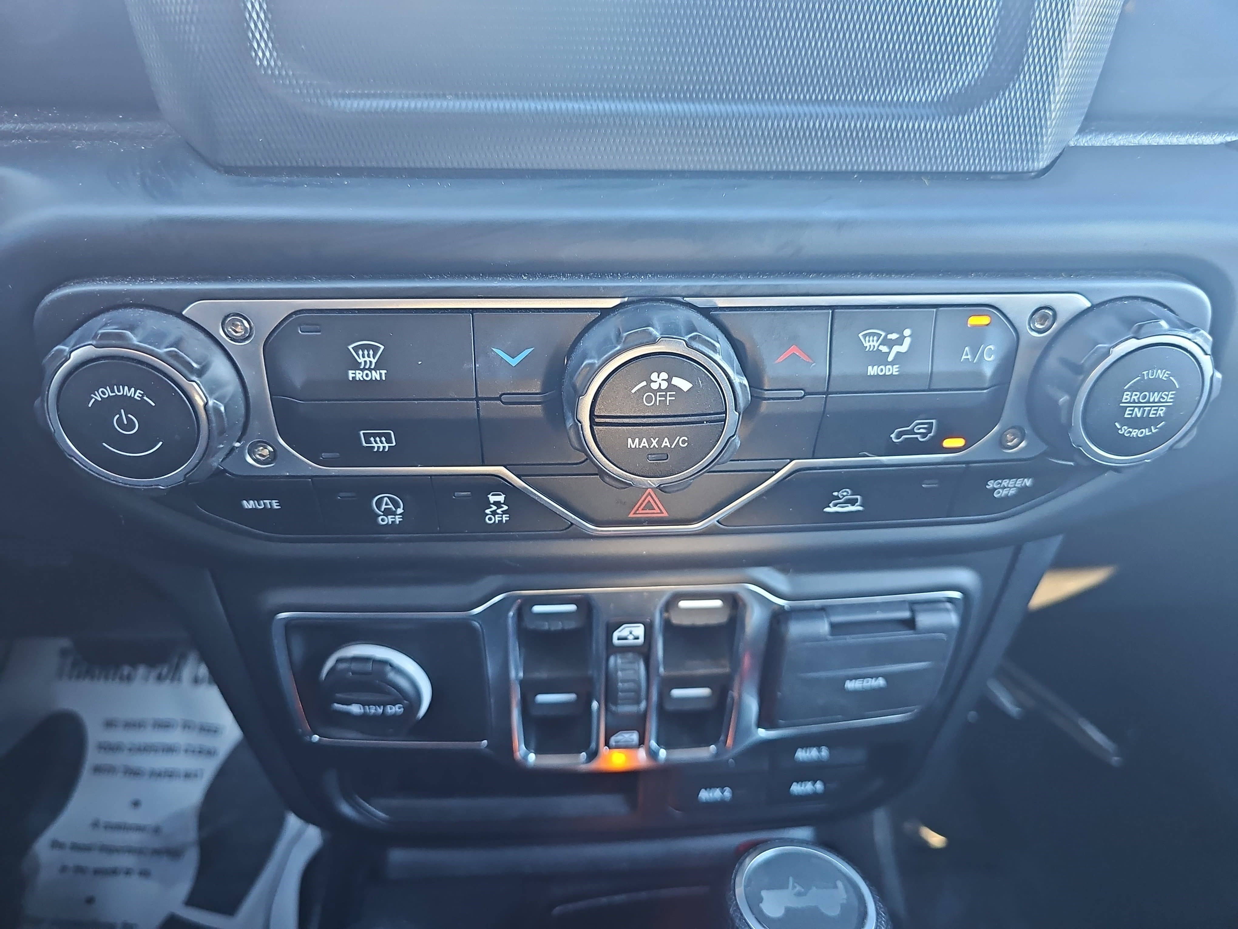 Used 2023 Jeep Wrangler Unlimited Sport image 22