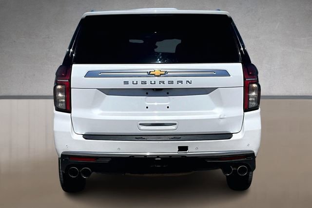 Used 2021 Chevrolet Suburban High Country w/ Premium Package image 4